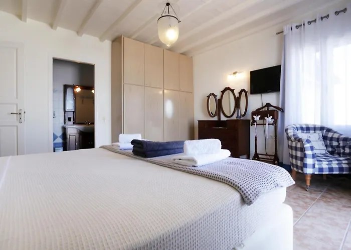 Villa On The Rocks W Hot Tub At Cavo Delos *