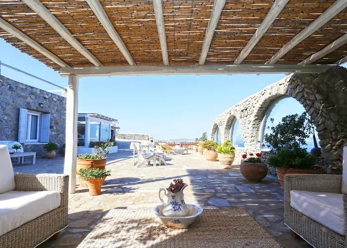 Villa On The Rocks W Hot Tub At Cavo Delos