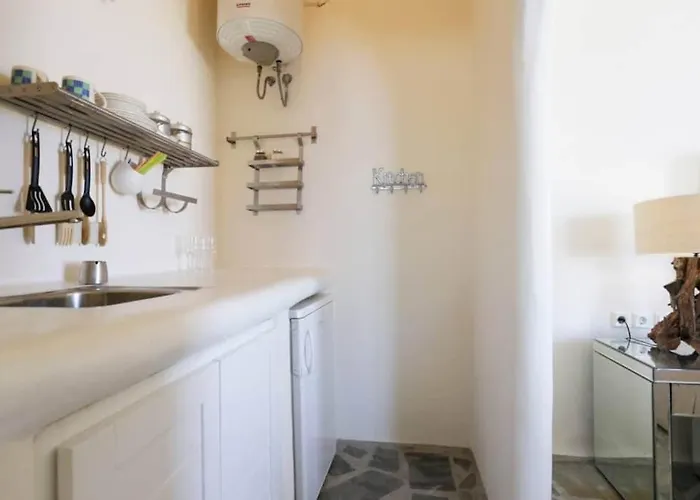 On The Rocks W Hot Tub At Cavo Delos *