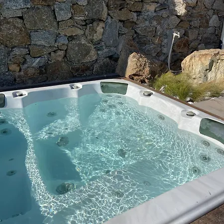 Villa On The Rocks W Hot Tub At Cavo Delos