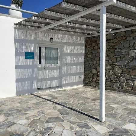 On The Rocks W Hot Tub At Cavo Delos * Agios Ioannis Diakoftis